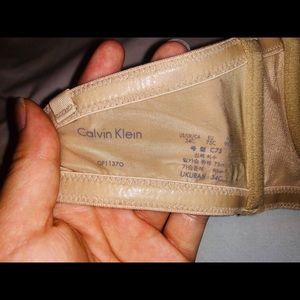 34 C Calvin Klein Strapless push-up